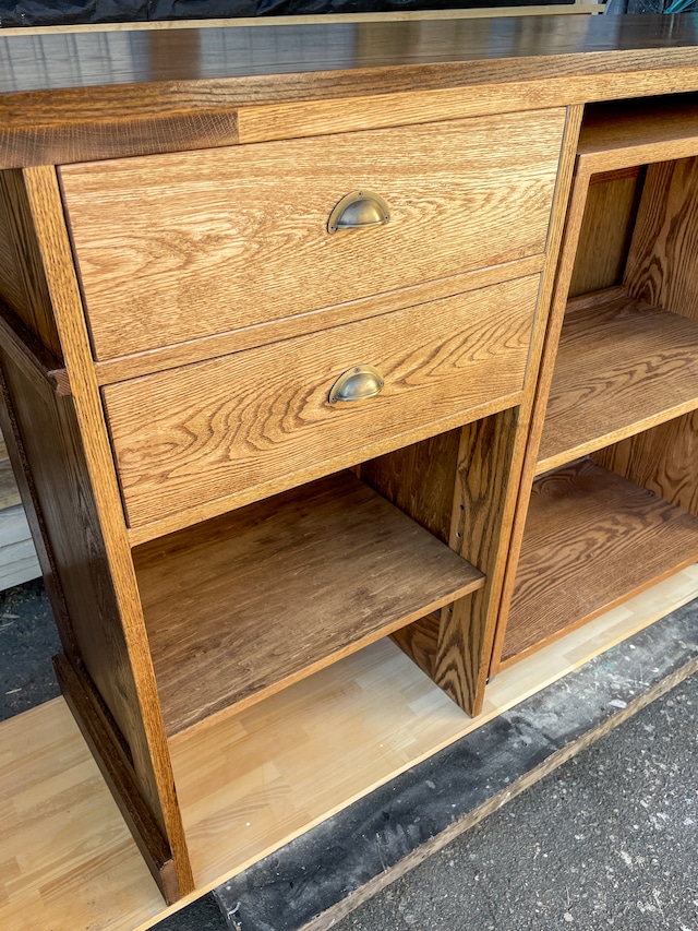 アンティーク調ウッドカウンター141 (アパレルショップ向け受付カウンター)W1300 オーダーメイド店舗家具