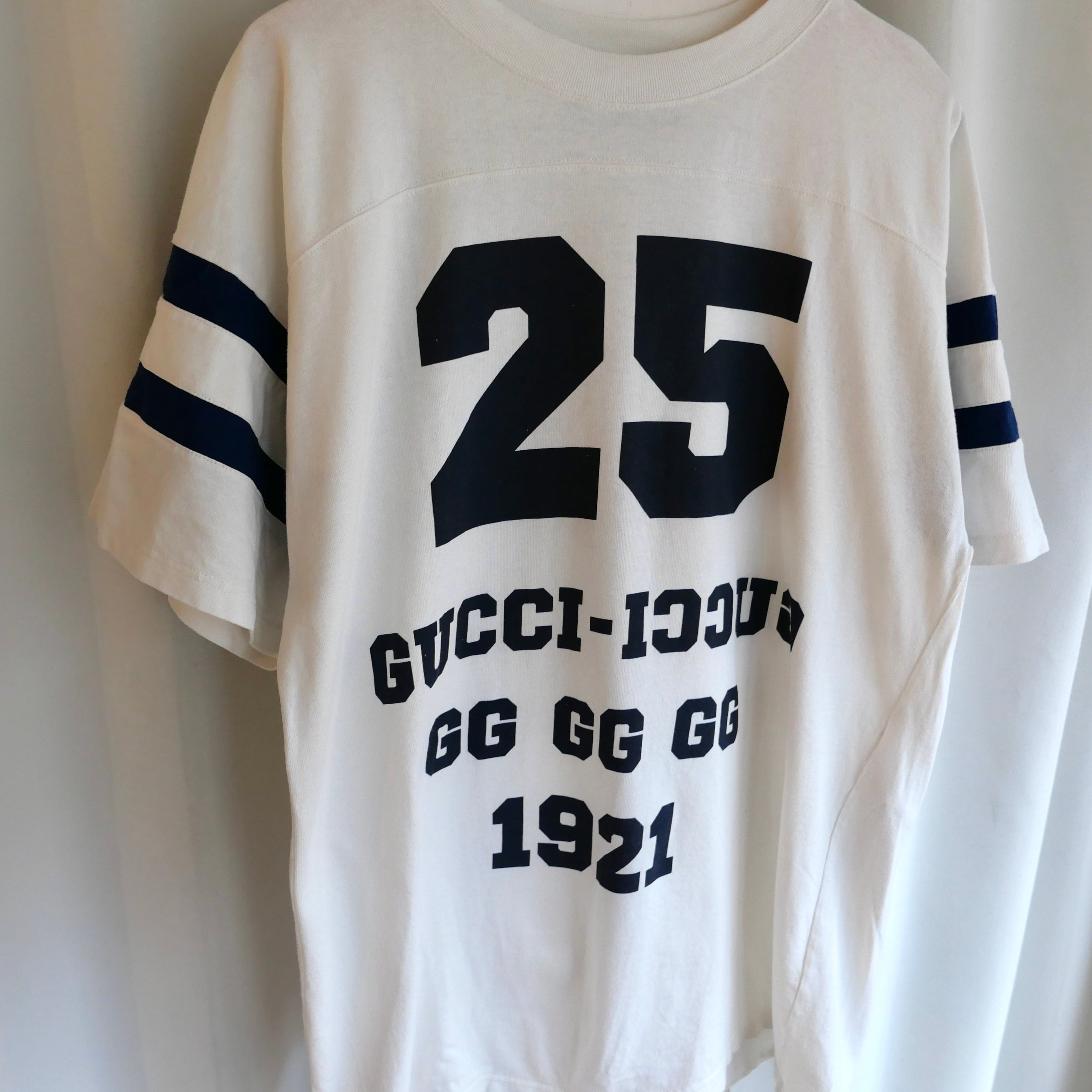 GUCCI NUMBERING FOOTBALL T-SHIRT | safarionline
