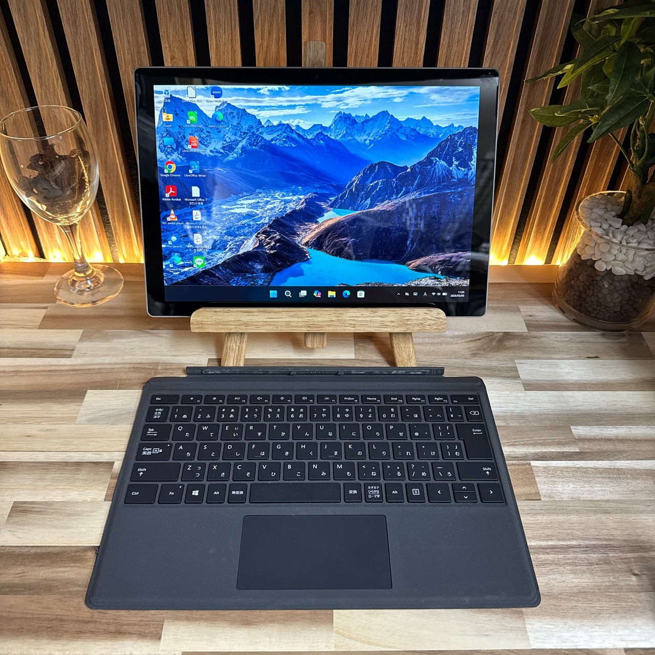『LTEモデル』Surface pro  i5第7世代  SSD128GB  2in1  タッチパネル式  ノートパソコン