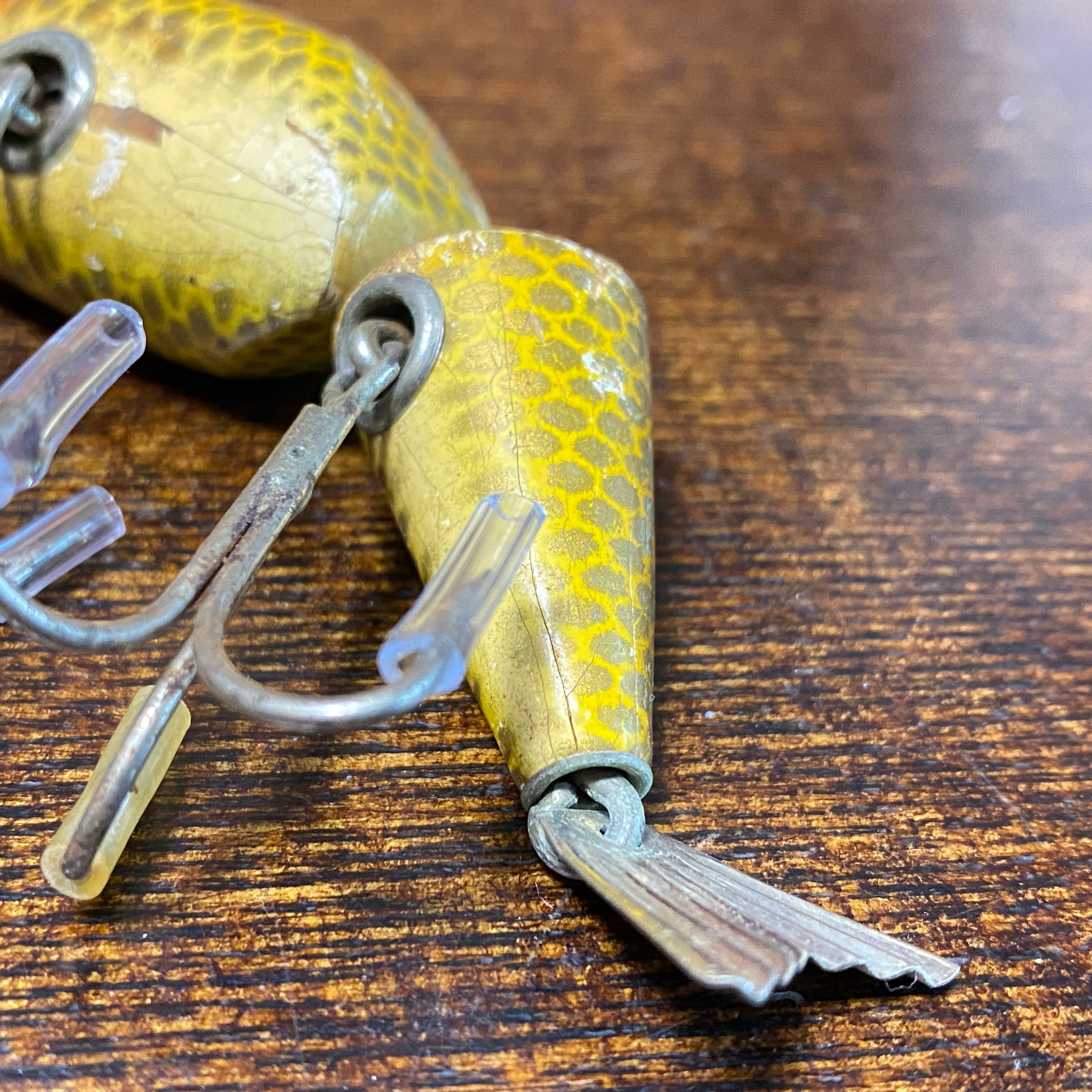 30's Creek Chub WIGGLE FISH（約25 g / ボディ9cm）[4057