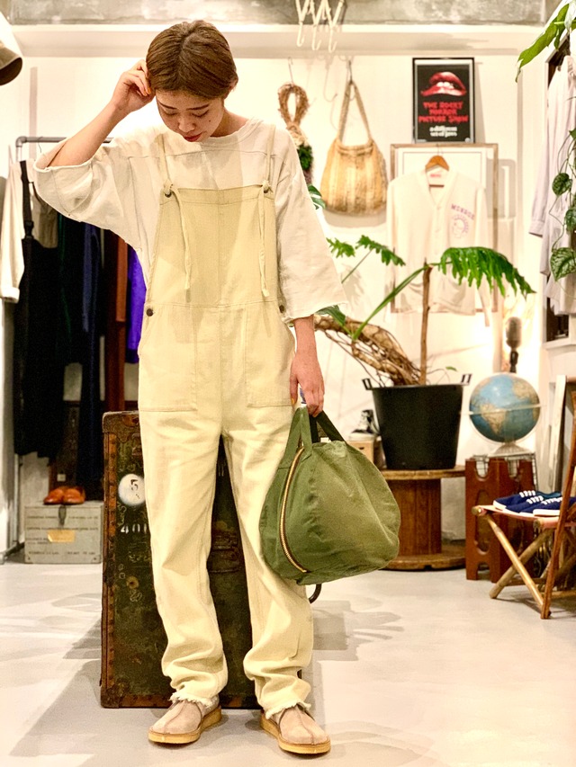 00’s−“design  white salopette” size XXS