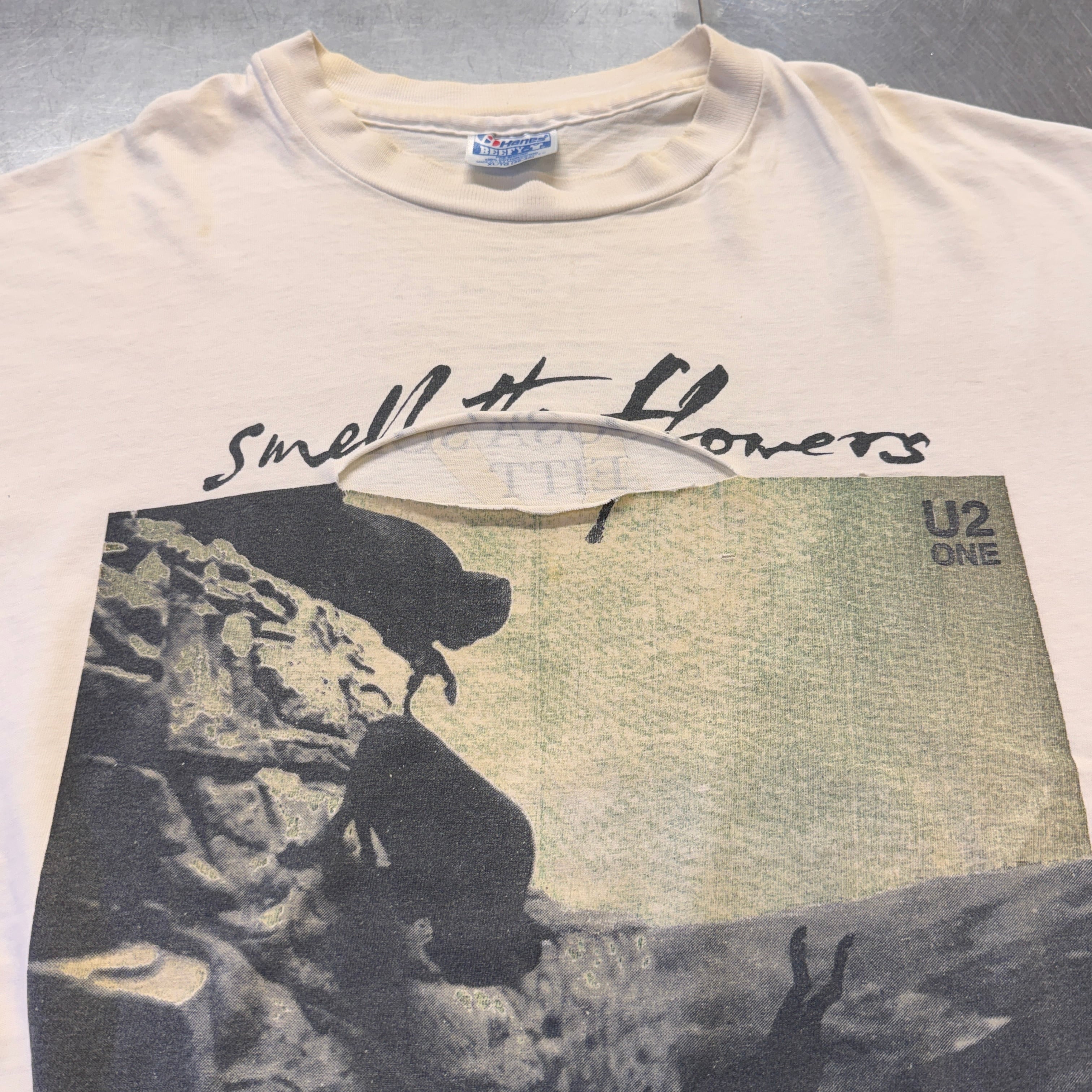 1990s U2 ONE BAND T-SHIRT | safarionline