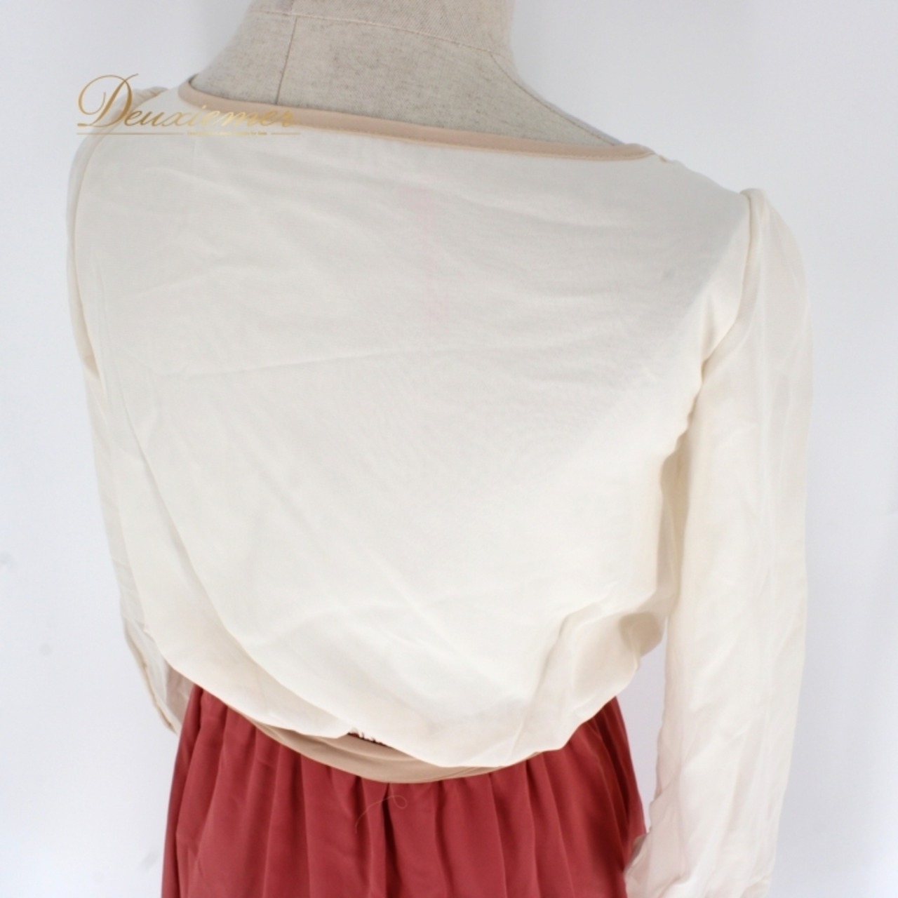 パーティドレス ワンピース LD prime エルディープライム カラオケ フォーマル 演奏会 発表会 二次会 白 ホワイト系 ベージュ系 レッド系 スタイルアップ 伸縮性 ドレス 女性用 結婚式 お呼ばれ 週末デート 丸首 長袖 かわいい 洗練された オシャレ シンプル カジュアル 特別な日 クラシック スリム フェミニン 軽やか 柔らかい