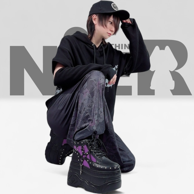 NIER BUTTON LOGO CAP