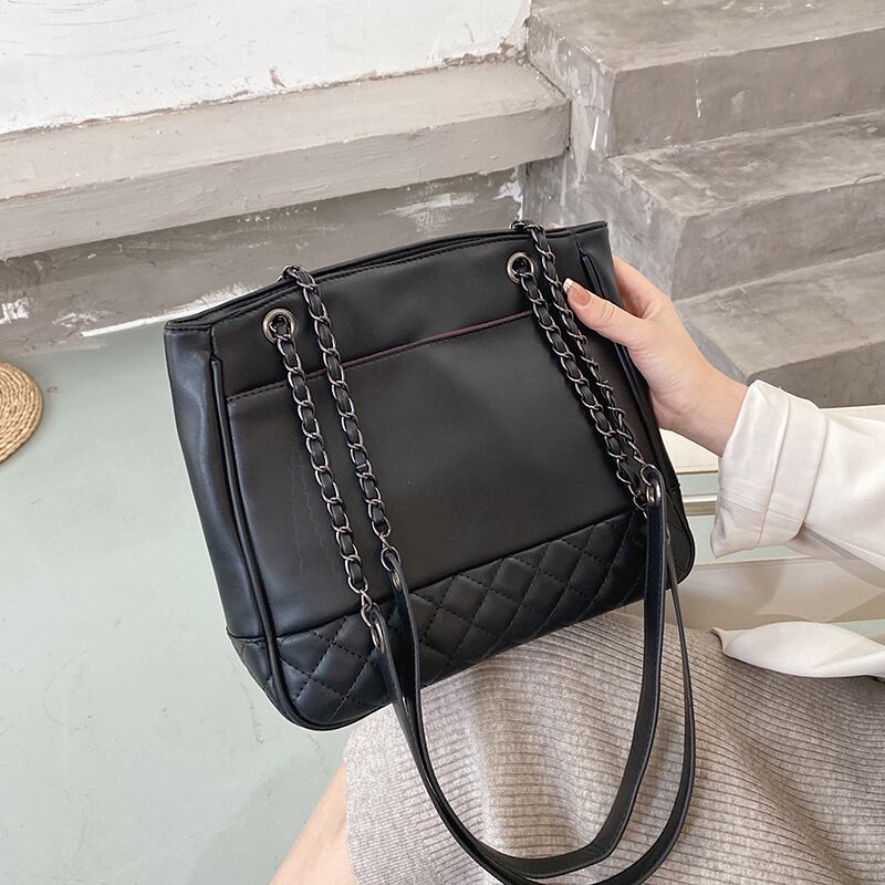 トートバッグハンドバッグ2020新しいトレンディな大容量ハイエンドセンスのインターネットセレブワイルドファッションロンバスチェーンメッセンジャーバッグ Tiancai_Wing_Bag95190851222