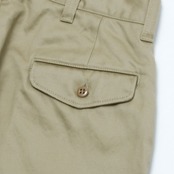 CHINO / BEIGE