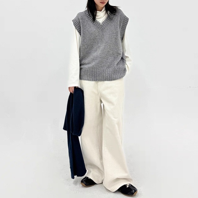 stitched V-neck knit vest　ステッチVネックニットベスト　J1608