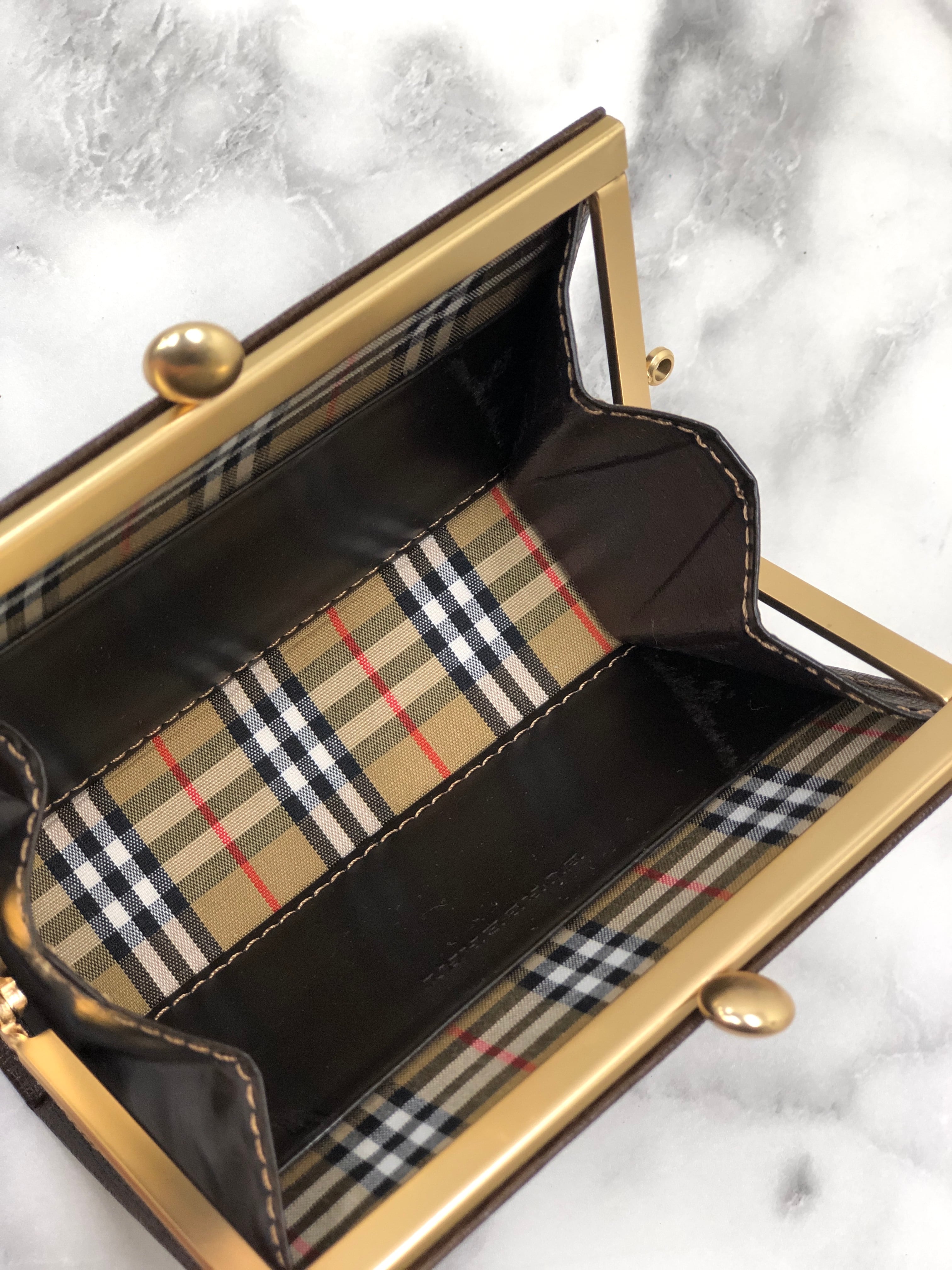 Burberry バーバリー ブランドロゴ レザー がま口 財布 ブラウン Burberry バーバリー ブランドロゴ レザー がま口 財布 ブラウン