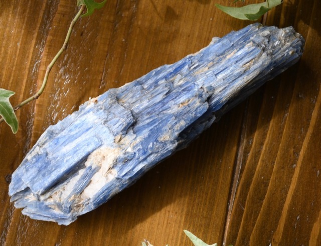 ブルーカイヤナイト原石（CASA BLESSING®︎）2