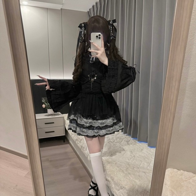黒夜の拘束薔薇 バックル姫袖コルセット付きゴスロリ3点セットアップ