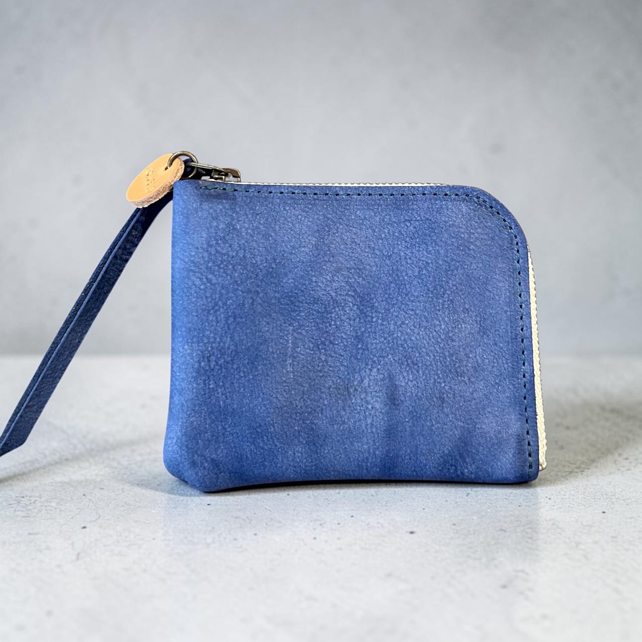 財布 | clueto