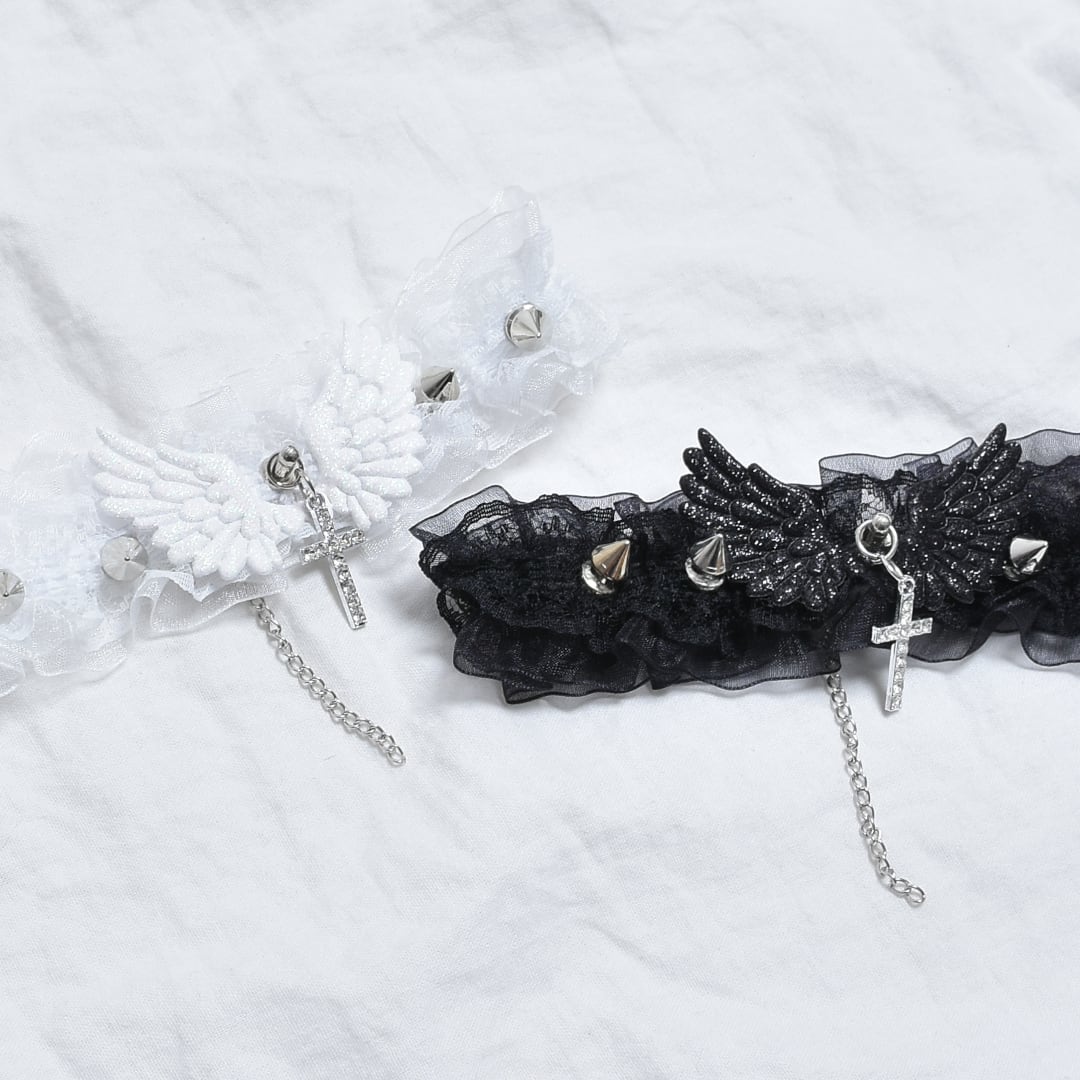 2/4新着】レースクロススパイクチョーカー | VOLCAN&APHRODITE