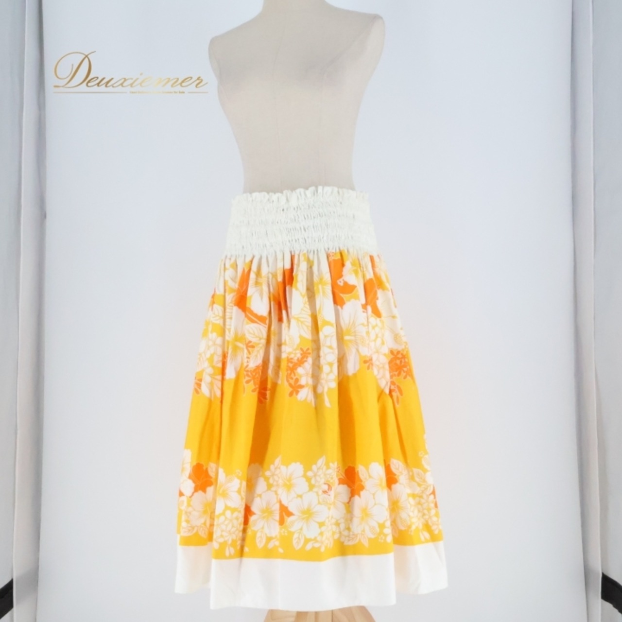 フラダンス 衣装 パウスカート プアラニ イエロー系 PUALANI 日本製 ツーカラー ハイビスカス柄 プルメリア柄 シングル かわいい 華やか 鮮やか 明るい 白 黄 ハワイアン アロハ ハワイアンプリント フラ ダンス レッスン 練習 ふんわり