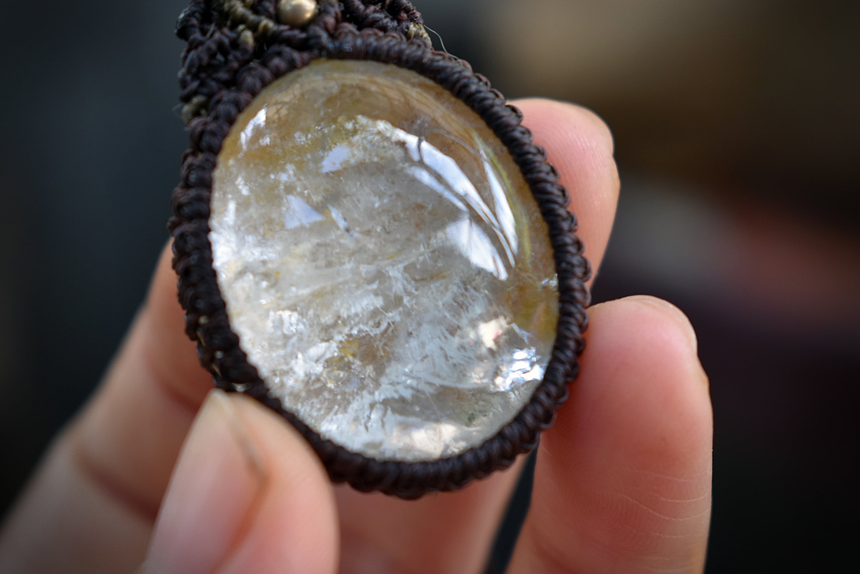 貫入り★黄金カラーmix★ホワイトガーデンクォーツ マクラメペンダント