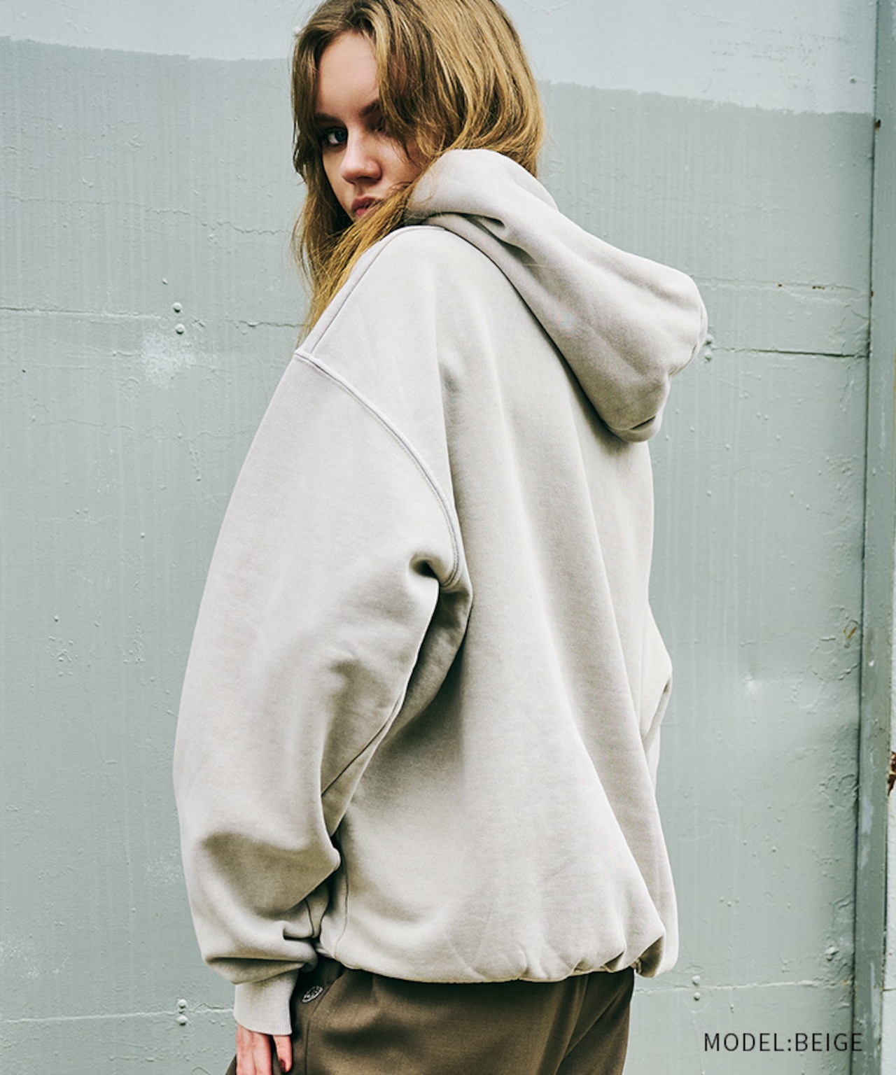 ピグメントプロセスプリントルーズフーディー (BEIGE) CQ-47093