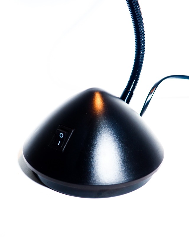 2004 360° Adjustable Desk Lamp