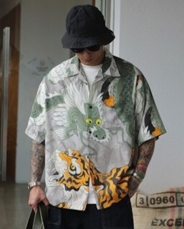 Retro Casual Short Sleeve Shirt 　x01029