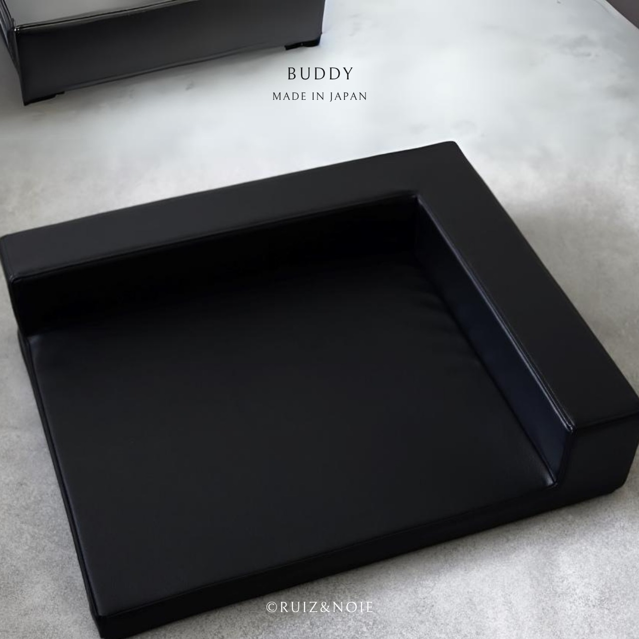 【限定蔵出し / Flash Sale】BUDDY DOG&CAT BED BLACK右アームタイプ　撮影品・訳あり