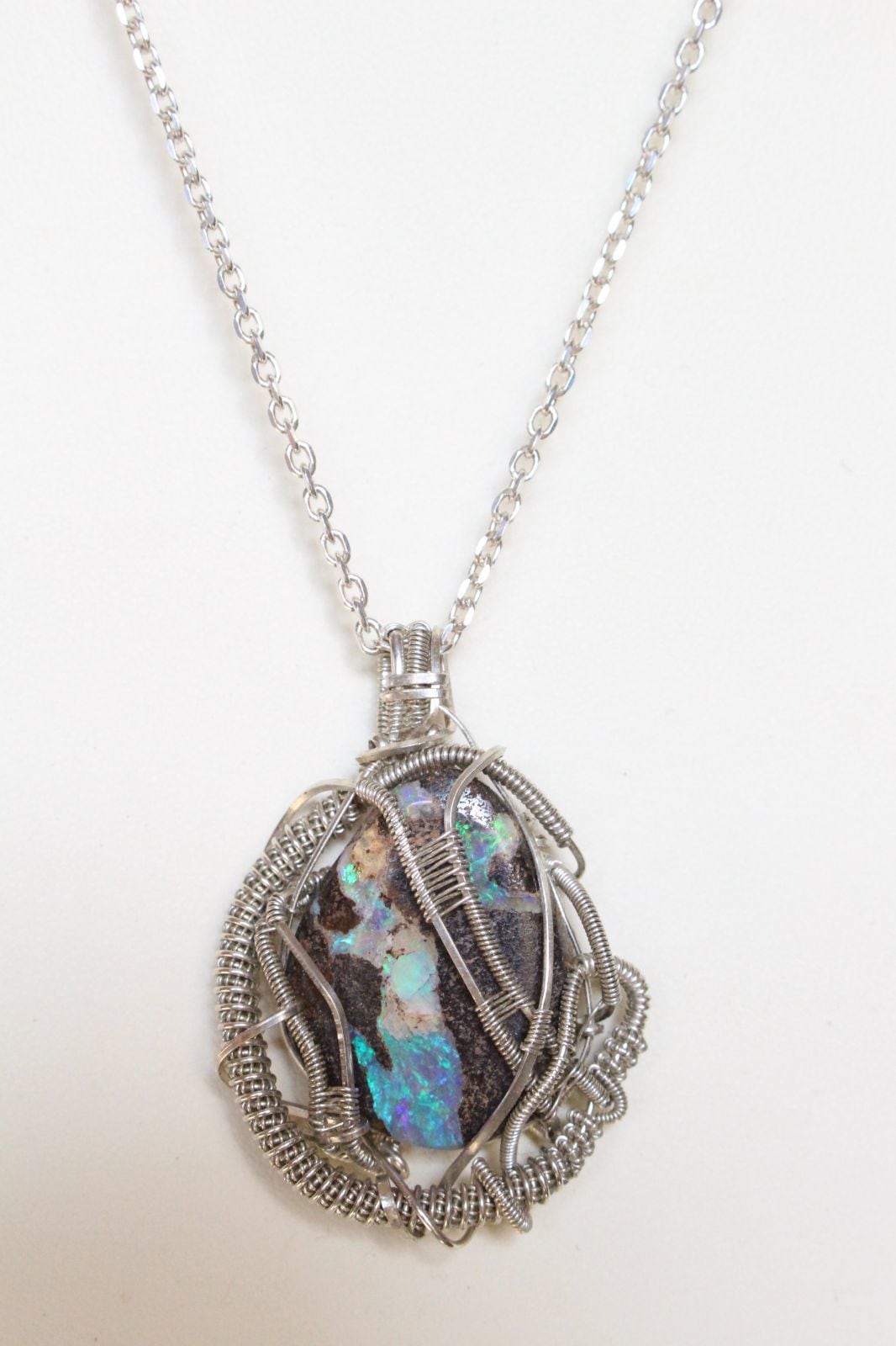 Boulder opal sillver925 wirewrapping pendant