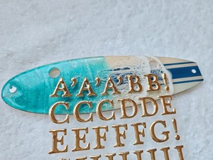 392.オーシャンレジンアート ペット用フードスタンド