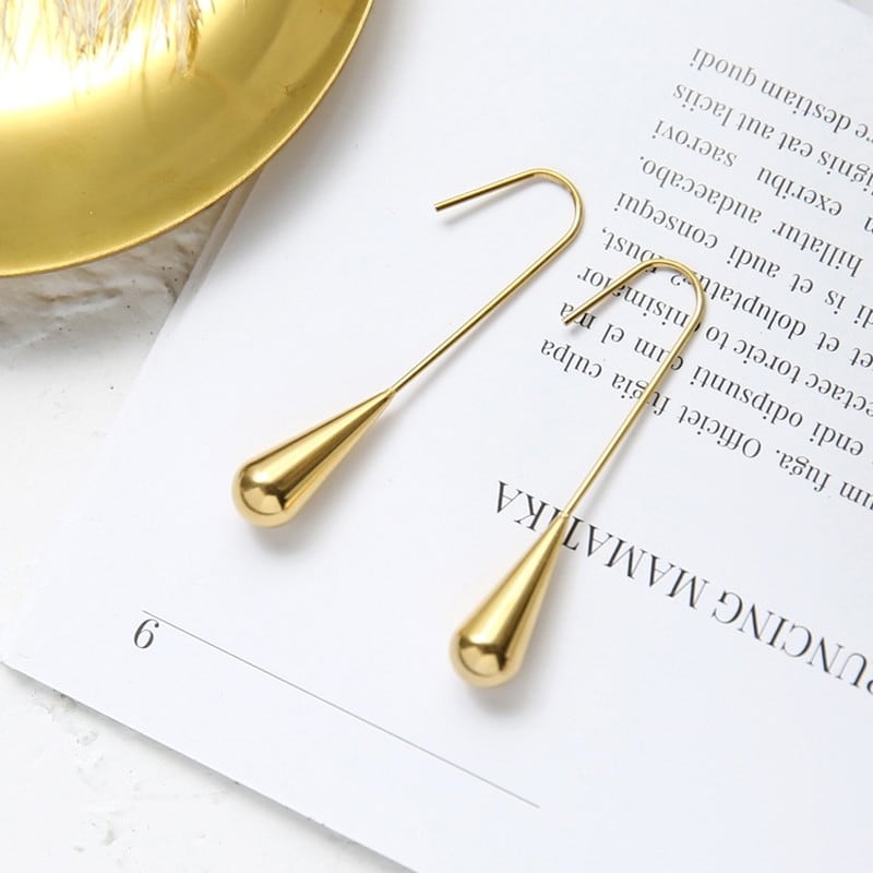 ドロップ型ロングピアス Me1478