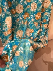ターコイズブルーショートスリーブボタニカルドレス