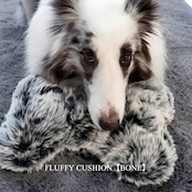 FLUFFY CUSHION【BONE】日本製ラグジュアリーファーあごのせクッション【ボーン型全6色】