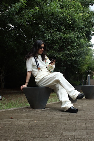 1960’s acrylic s/s knit . size large .