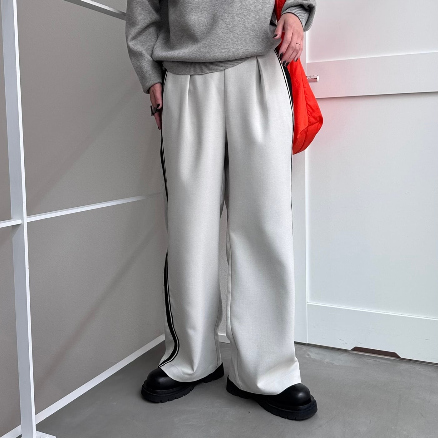 受注予約：3月上旬入荷予定】サイドラインストレートイージーPT/ライト