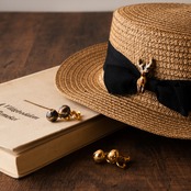 眉光　ピアス/イヤリング