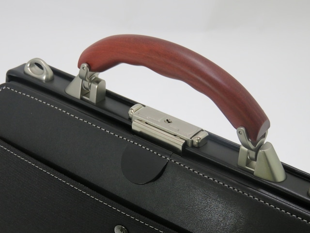 木和田　木手ミニダレスバッグ  [カラー: ブラック]