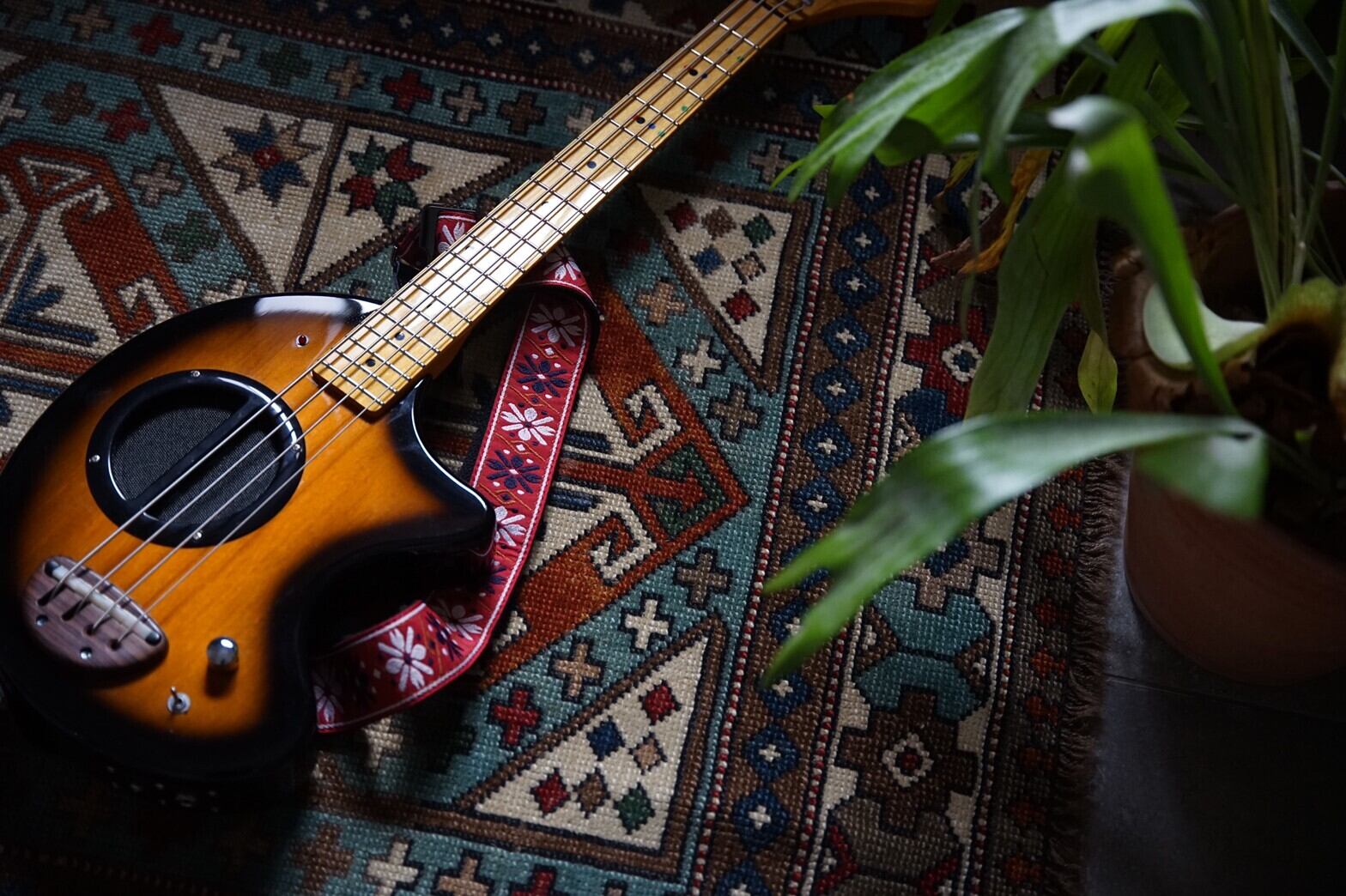 097 - Vintage Turkish rug