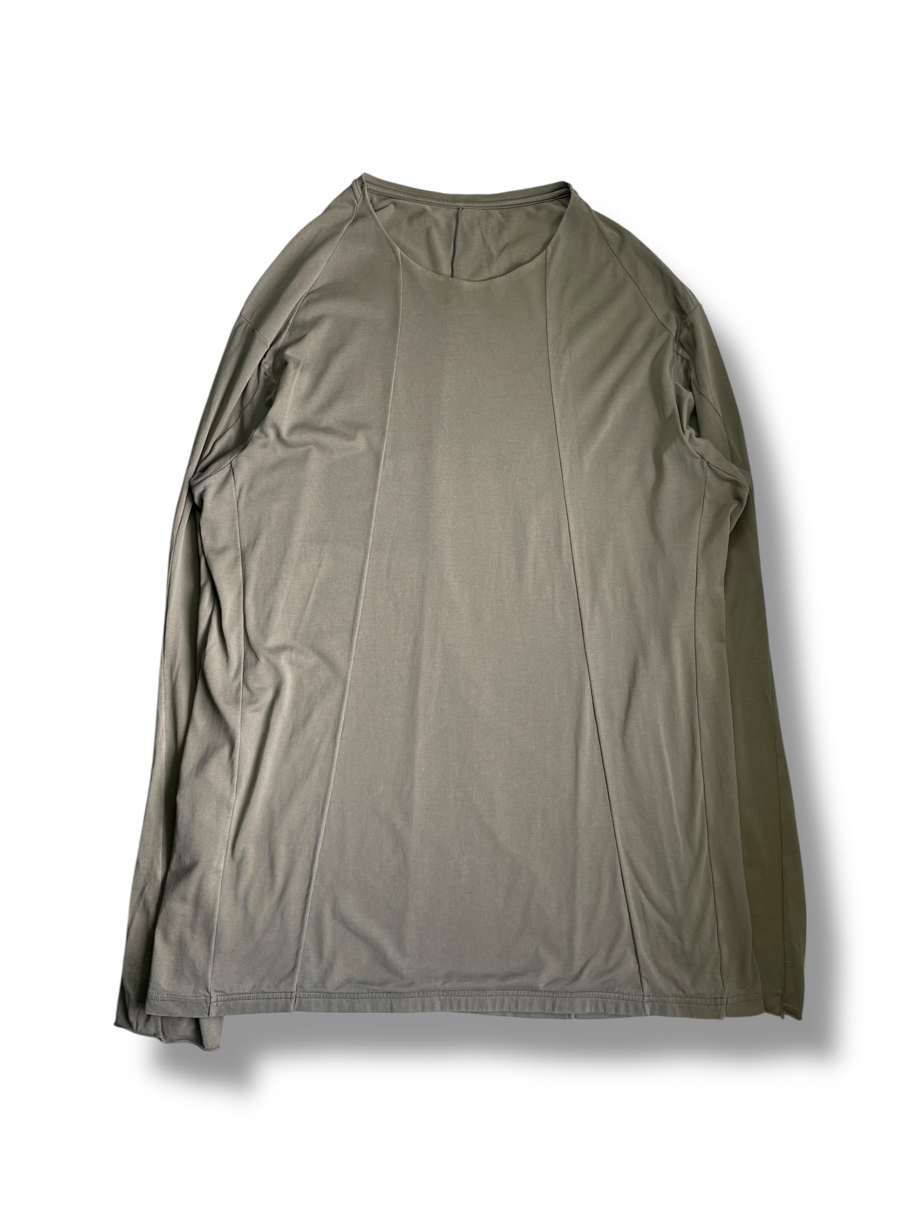 DEVOA - Anatomical Raglan L/S Top