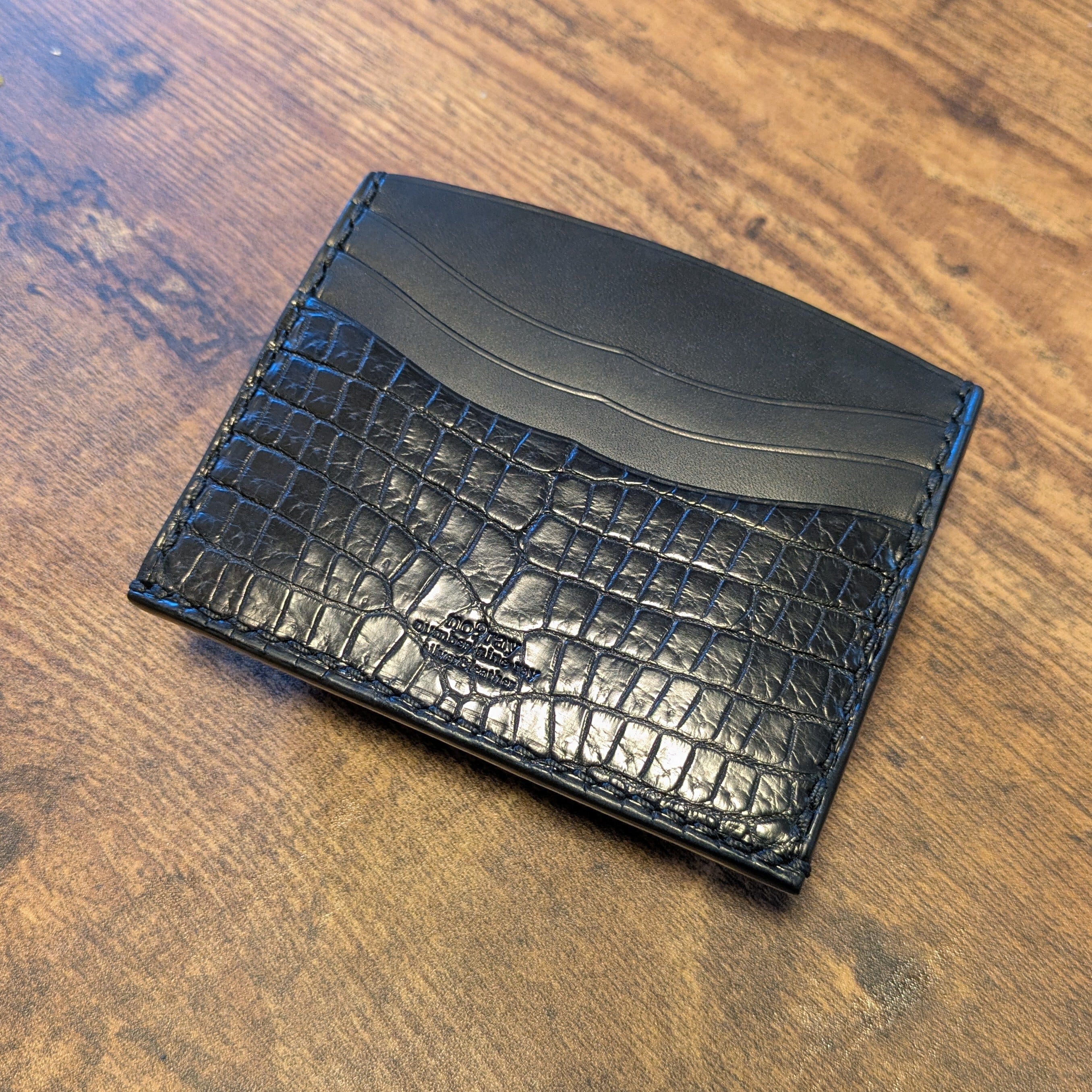 ポロサスクロコダイル“ディープブラック”スマートフォルデッド