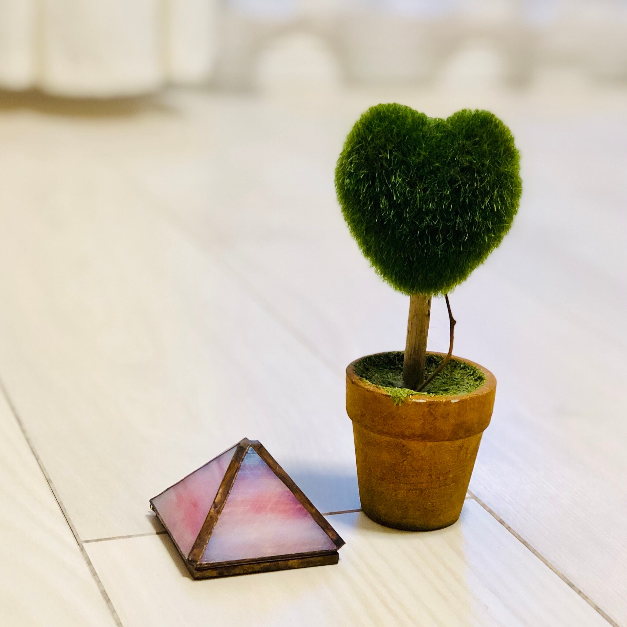 ピラミッド型小物入れSS アクセサリー入れ | ステンドグラスアトリエ moon