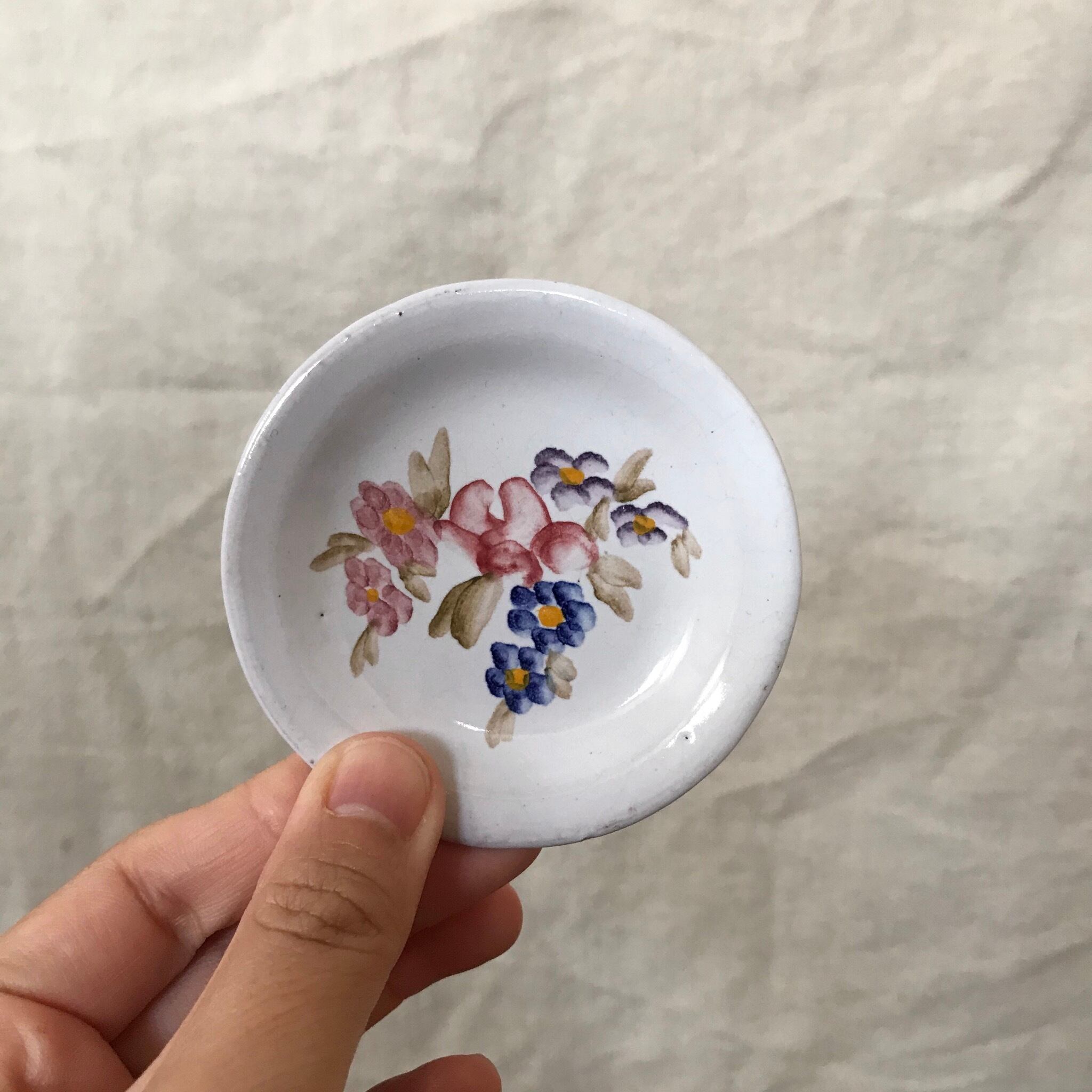 花模様のミニ皿1