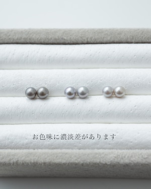 極小パールピアス-Gray／K14GF
