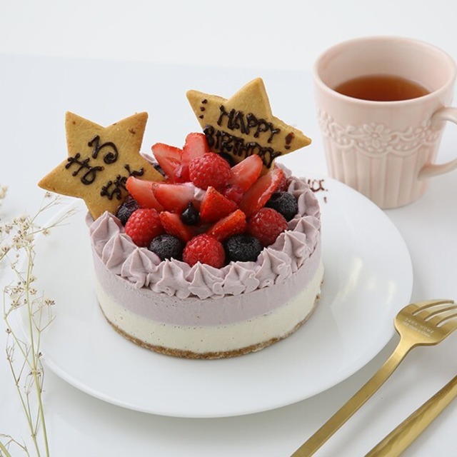 お誕生日などに！デコレーションRAWケーキ（イチゴ、チョコレート）5号（15cm）