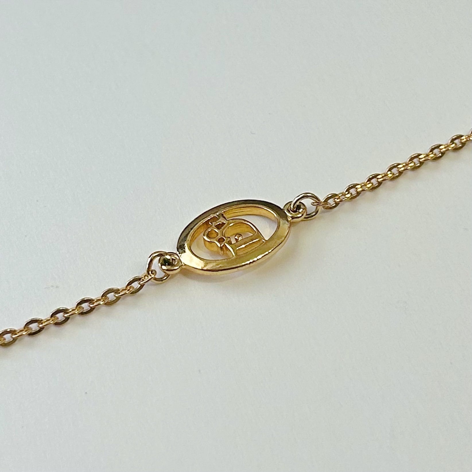 B6025】Christian Dior logo cut out bracelet/クリスチャン B6025】Christian Dior logo cut out bracelet/クリスチャン