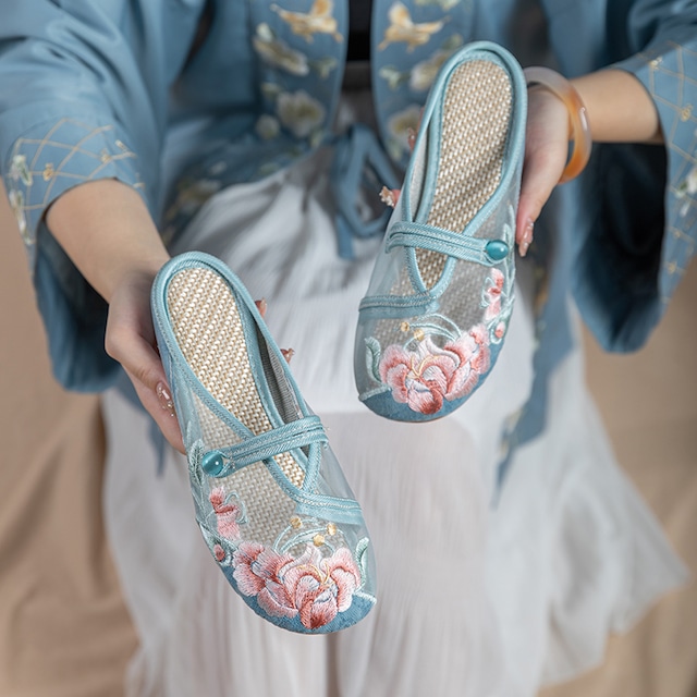 【BAIQINシリーズ】★刺繍靴★ サイズ34-40 3color シューズ お靴 チャイナ風靴 夏 薄い レトロ 涼しい