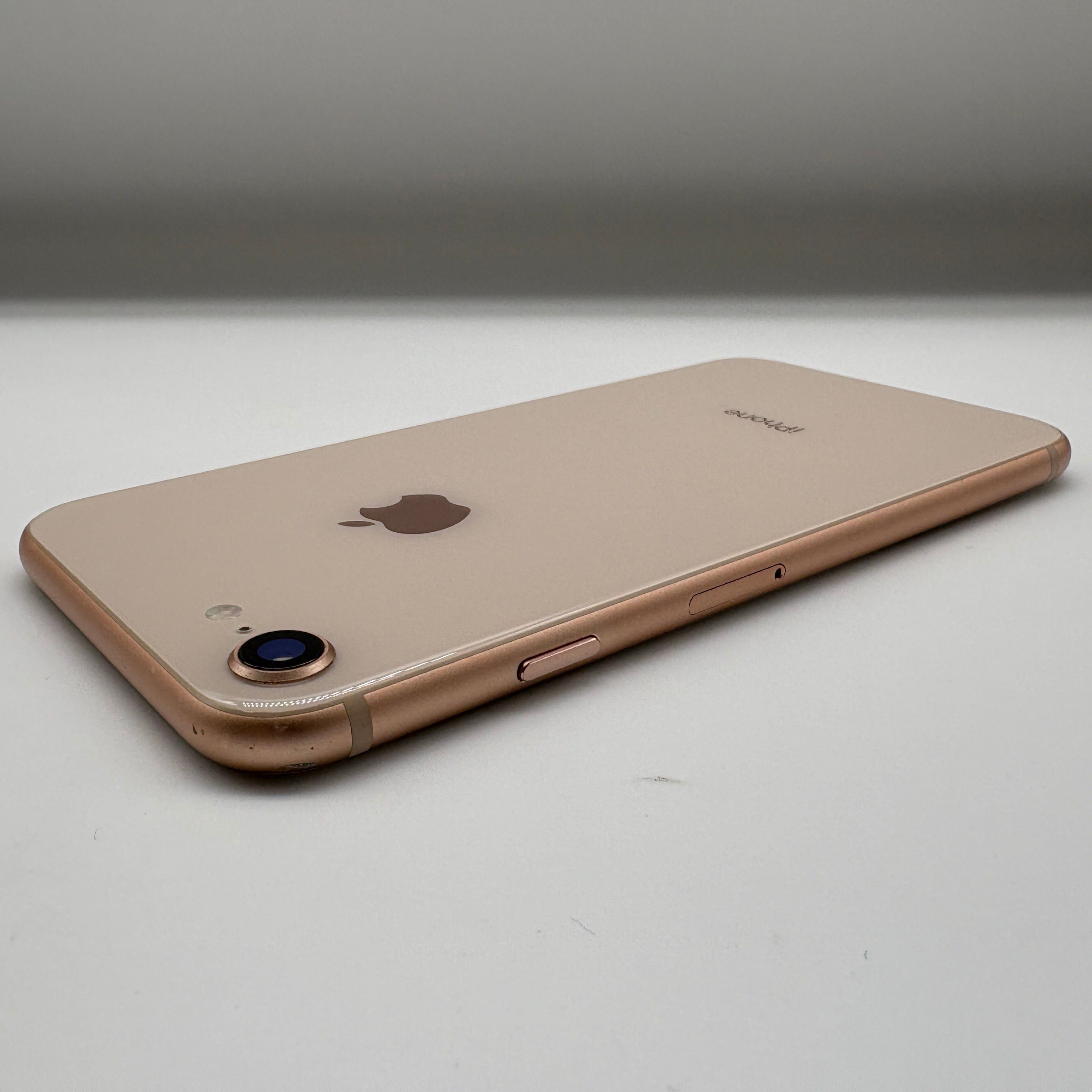 iPhone8 64GB ゴールド アイフォン本体 SIMフリー SIMロック解除済み