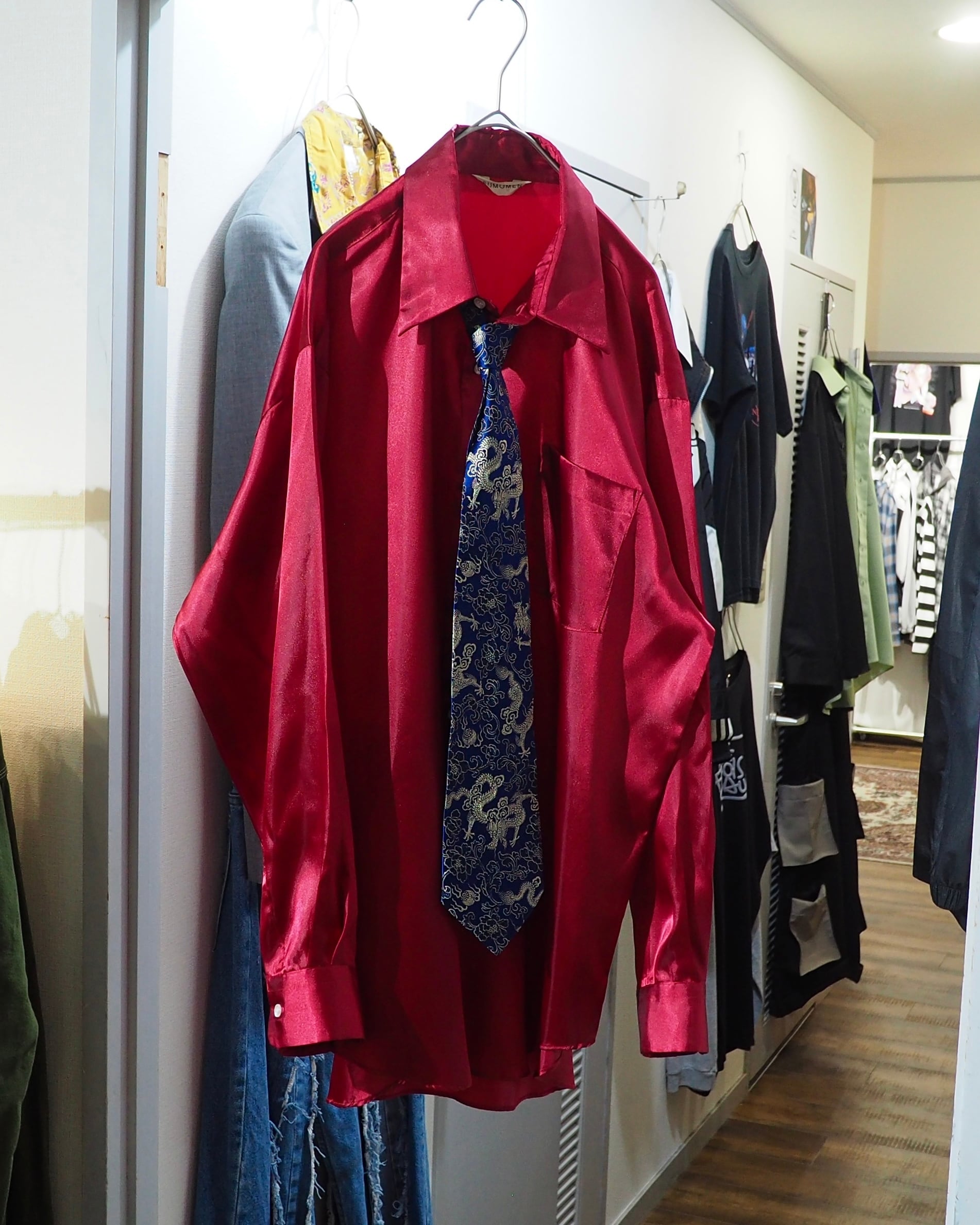 " 花鳥風月 " Oriental pattern Embossed vintage Tie