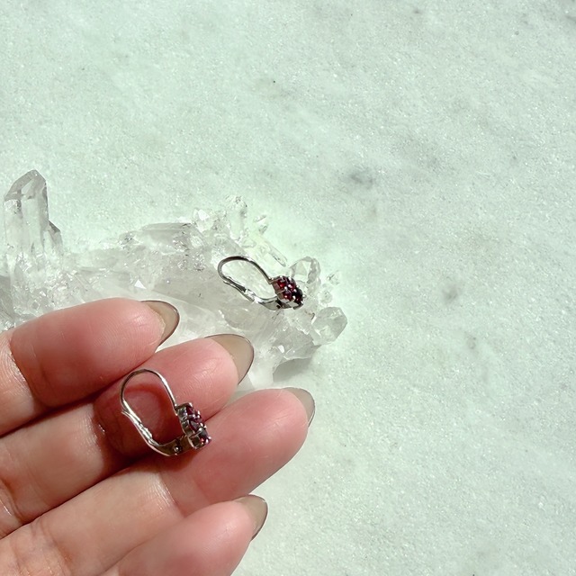 【本場買い付け】【最高品質】【超美石】ガーネット　ピアス　NO.19