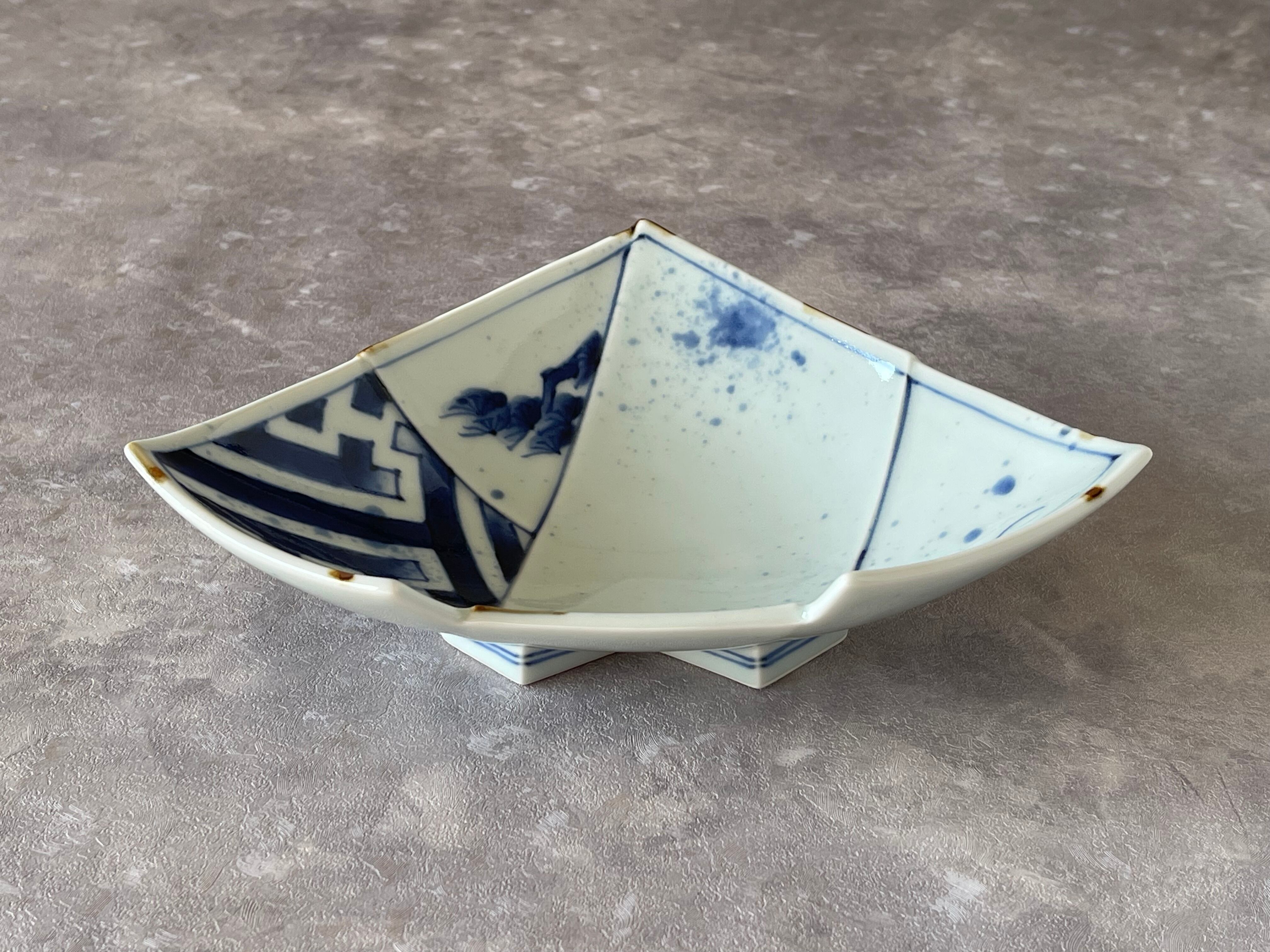 有田焼 福泉窯 染付地紋松絵結び向付皿 | FUCHIGAMI TOJIKI