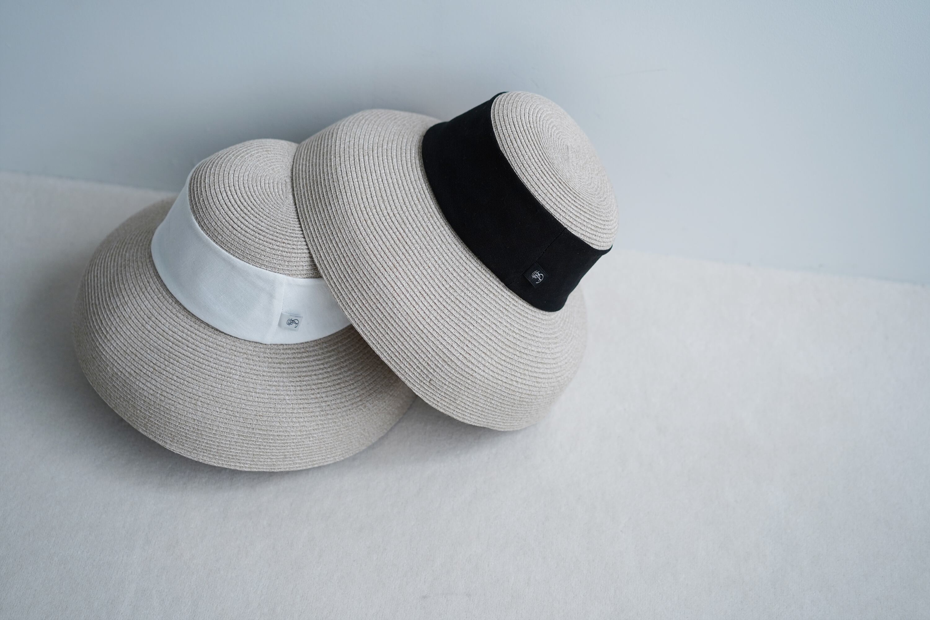 丸めて洗える SUMMER HAT オフホワイト×黒 | THE9SHOP