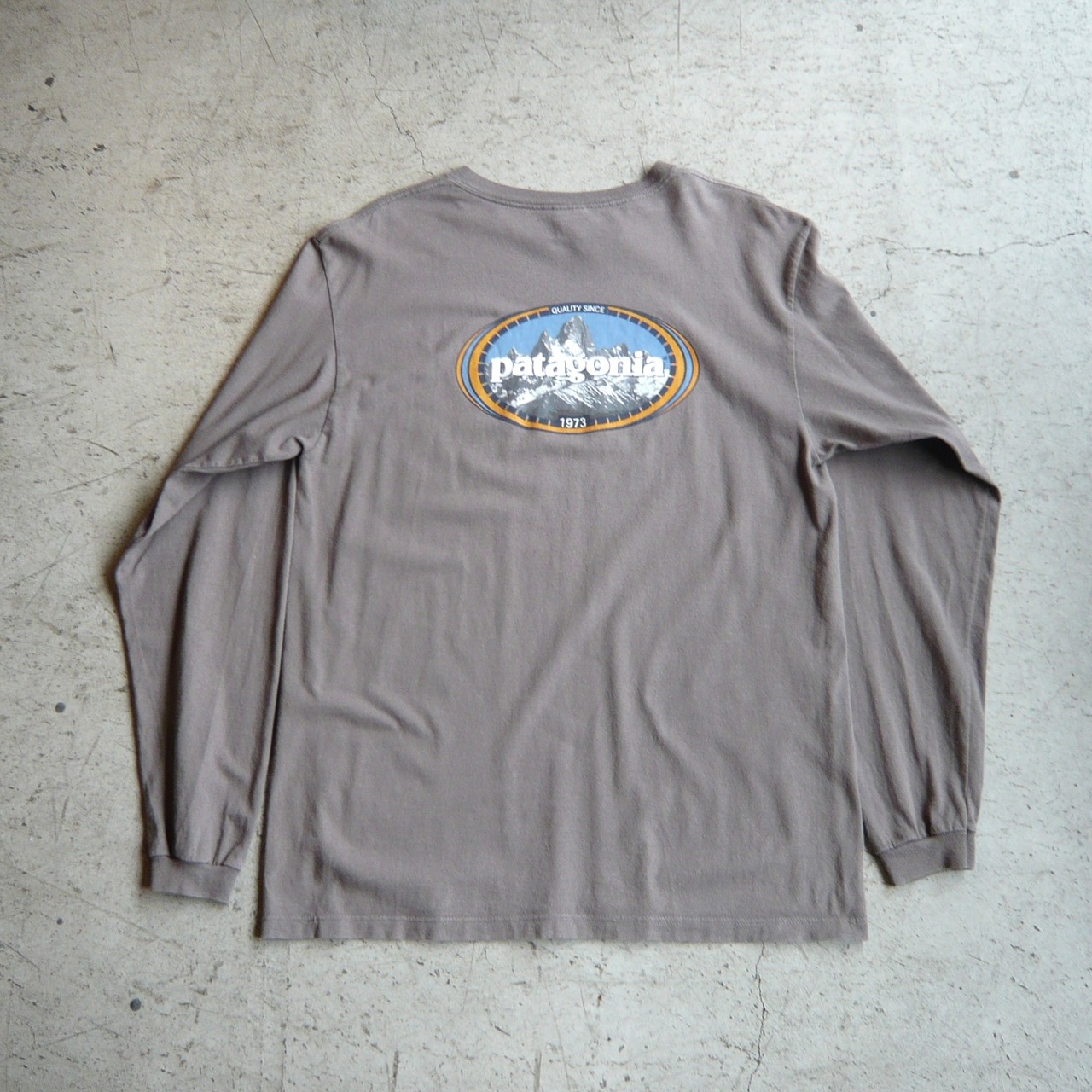 1990s Patagonia LS T-SHIRTS