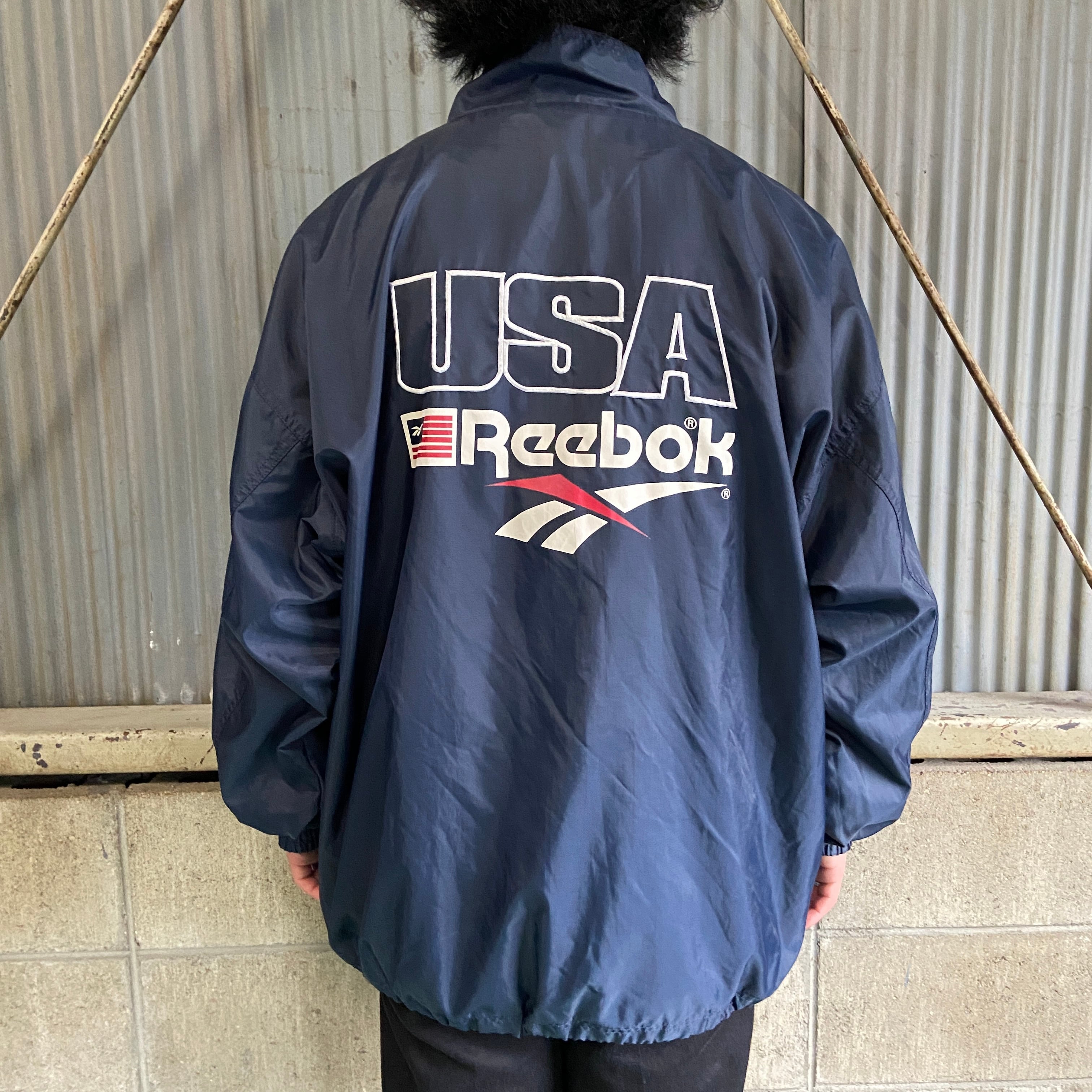 90年代 Reebok リーボック USA バック刺繍 ナイロンジャケット メンズL 