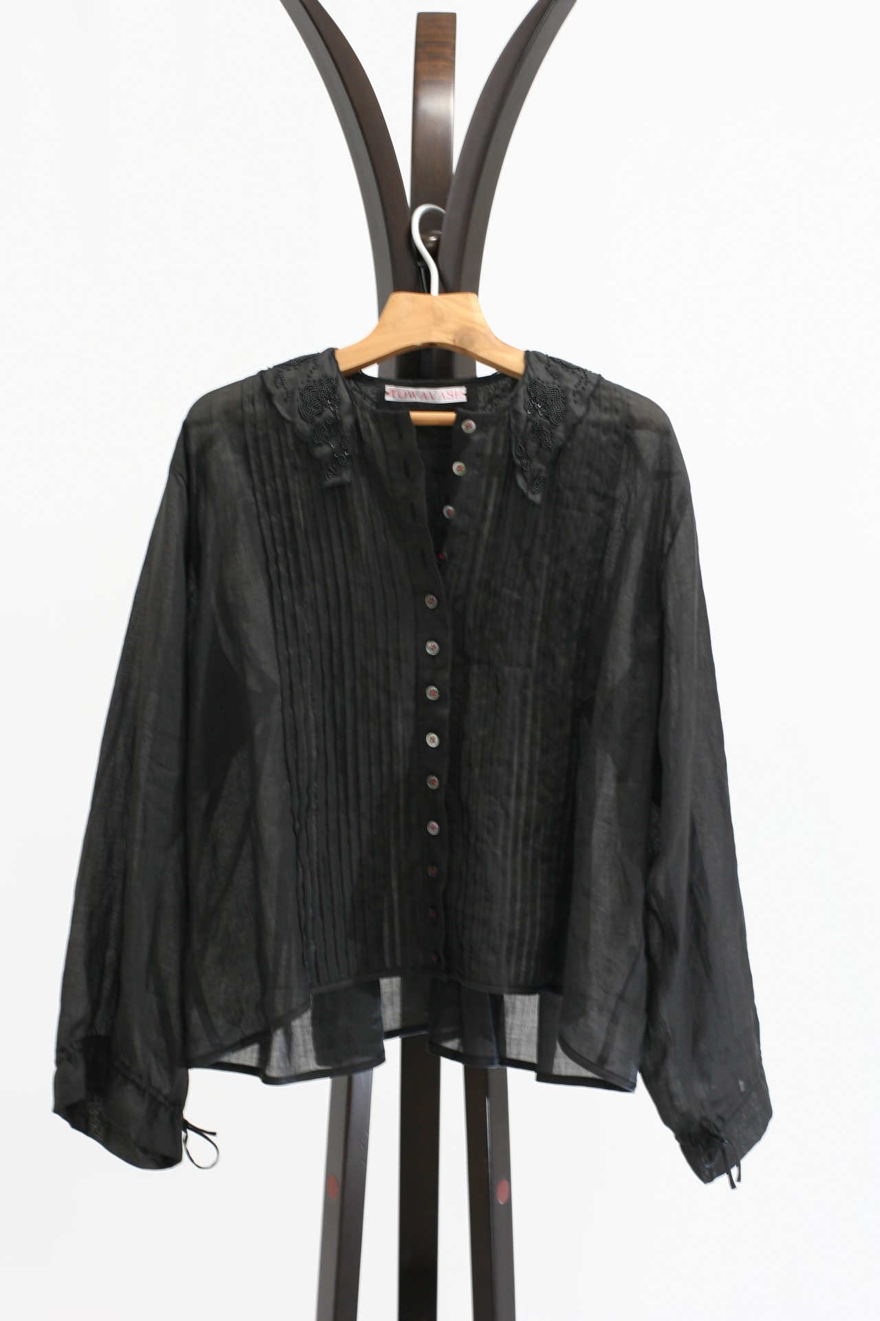 【TOWAVASE】Violette blouse / White・Black
