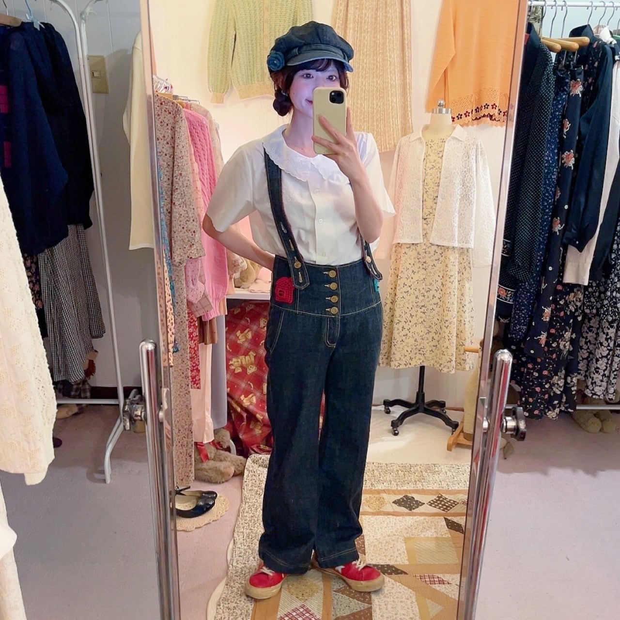 flower embroidery scallop white blouse