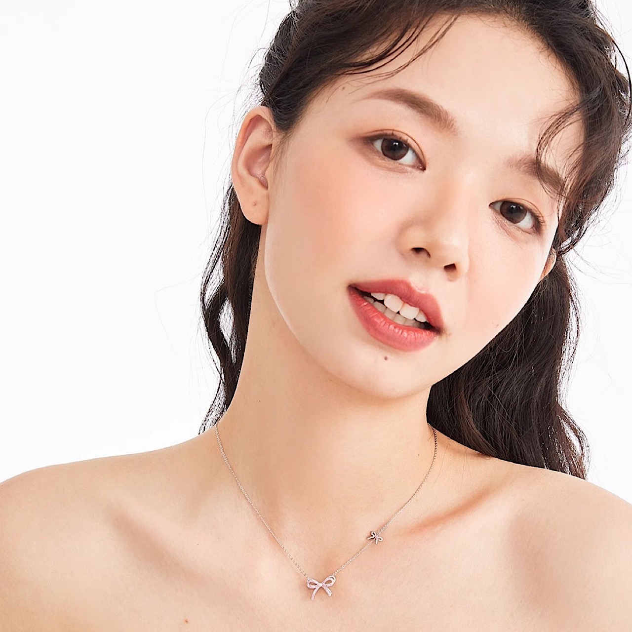 ペンダント おしゃれ キラキラ 結び目 リボン ネックレス - 3